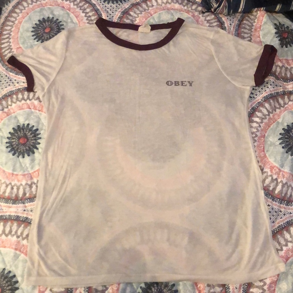 obey skull shirt